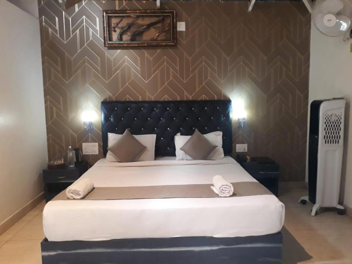 Misty Rain Estate Hotel Madikeri Ngoại thất bức ảnh