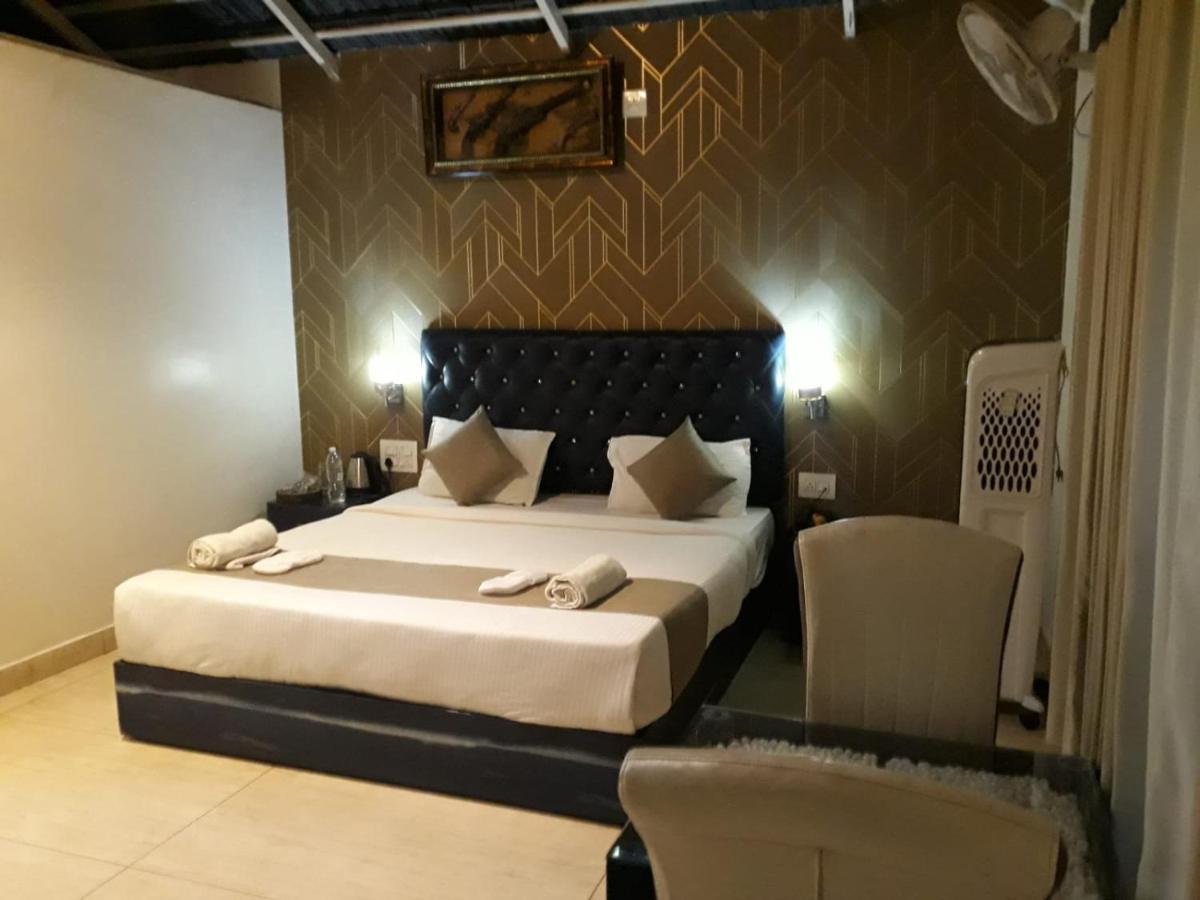 Misty Rain Estate Hotel Madikeri Ngoại thất bức ảnh