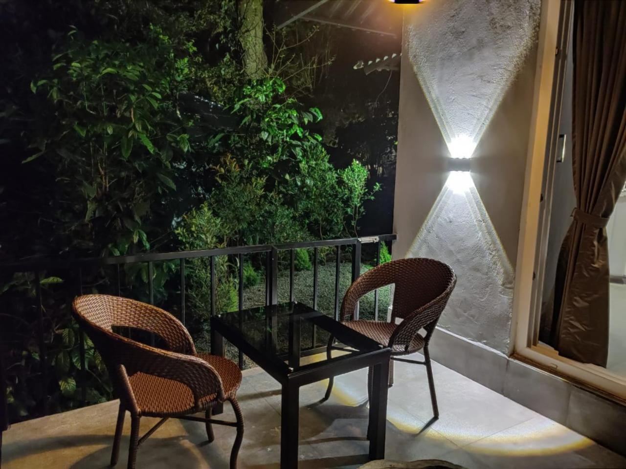 Misty Rain Estate Hotel Madikeri Ngoại thất bức ảnh