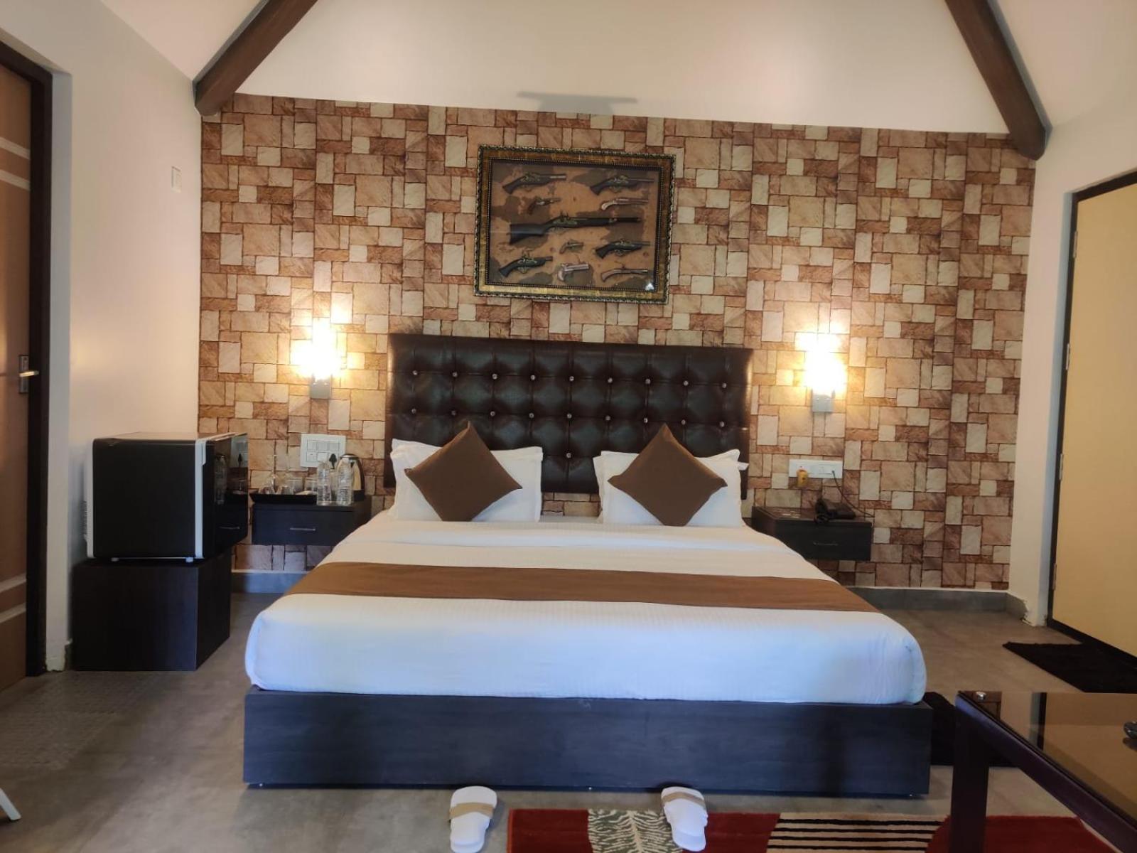 Misty Rain Estate Hotel Madikeri Ngoại thất bức ảnh