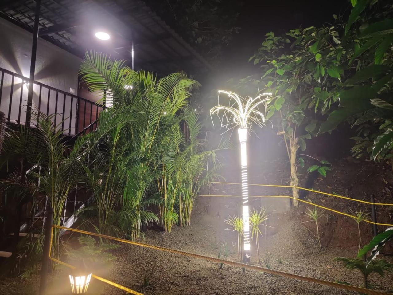 Misty Rain Estate Hotel Madikeri Ngoại thất bức ảnh