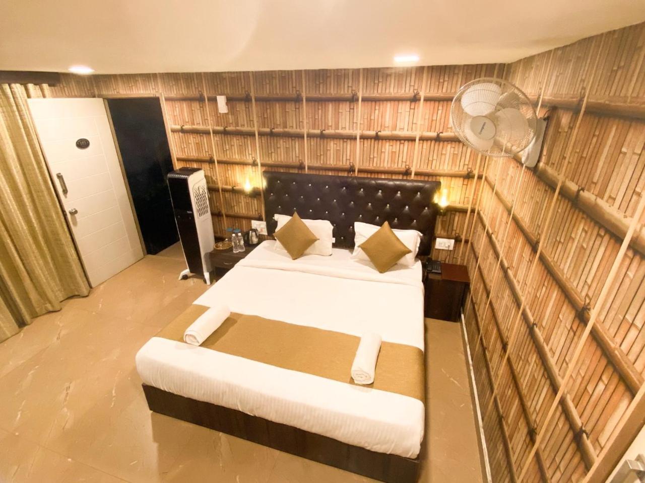 Misty Rain Estate Hotel Madikeri Ngoại thất bức ảnh