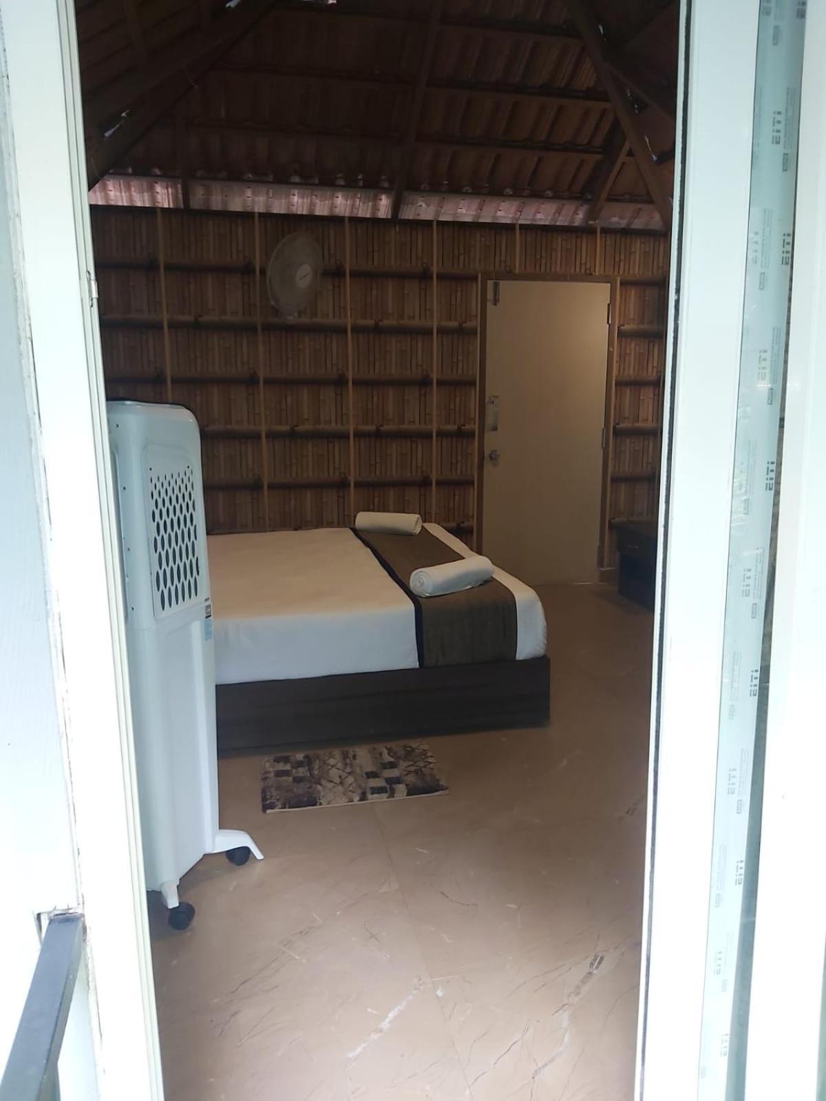 Misty Rain Estate Hotel Madikeri Ngoại thất bức ảnh